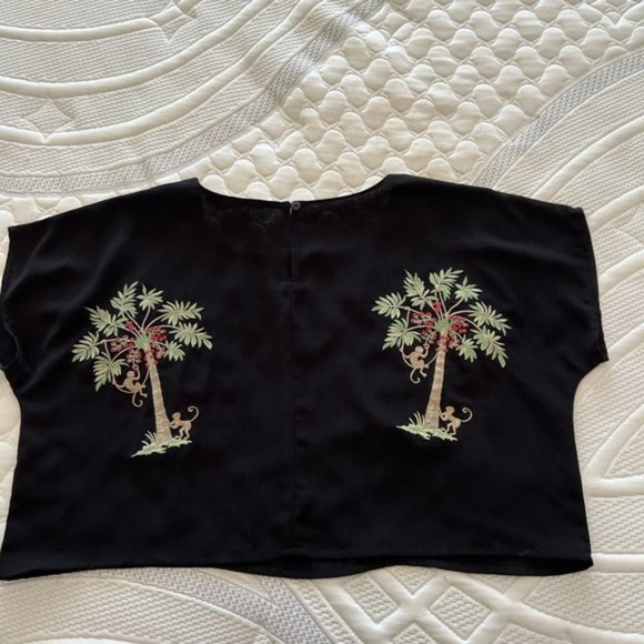 Palm Tree Crop Top - Picture 3 of 4